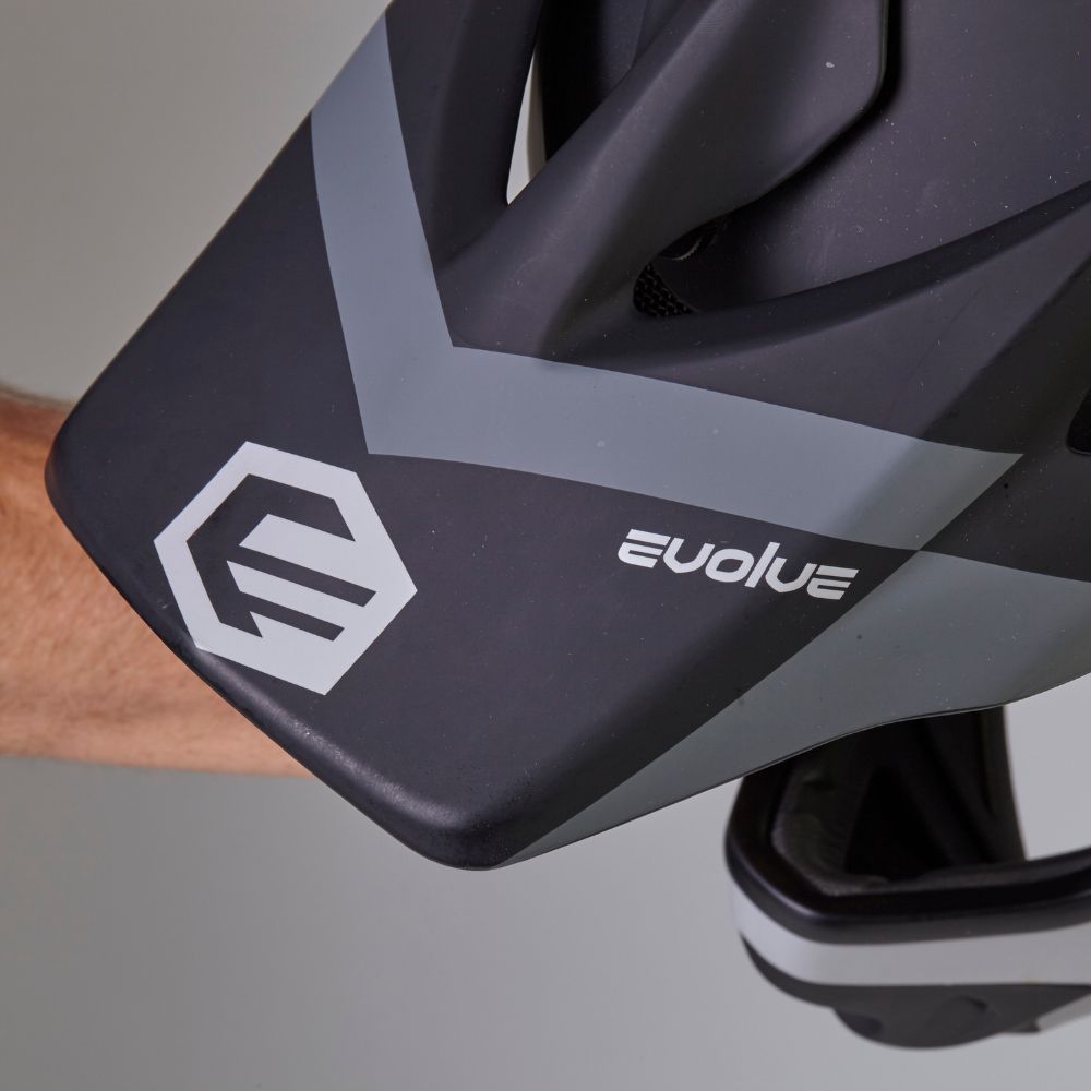 Evolve Storm Helmet - Adult